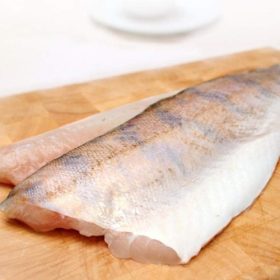   Süllőfilé, bőrös szálkamentes (230-300gr/db), gyorsfagyasztott 